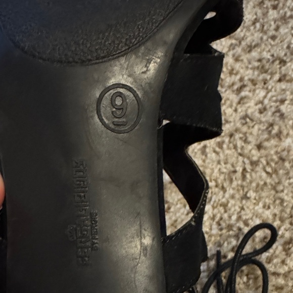 Fergalicious Black Strappy Heels - Picture 9 of 9